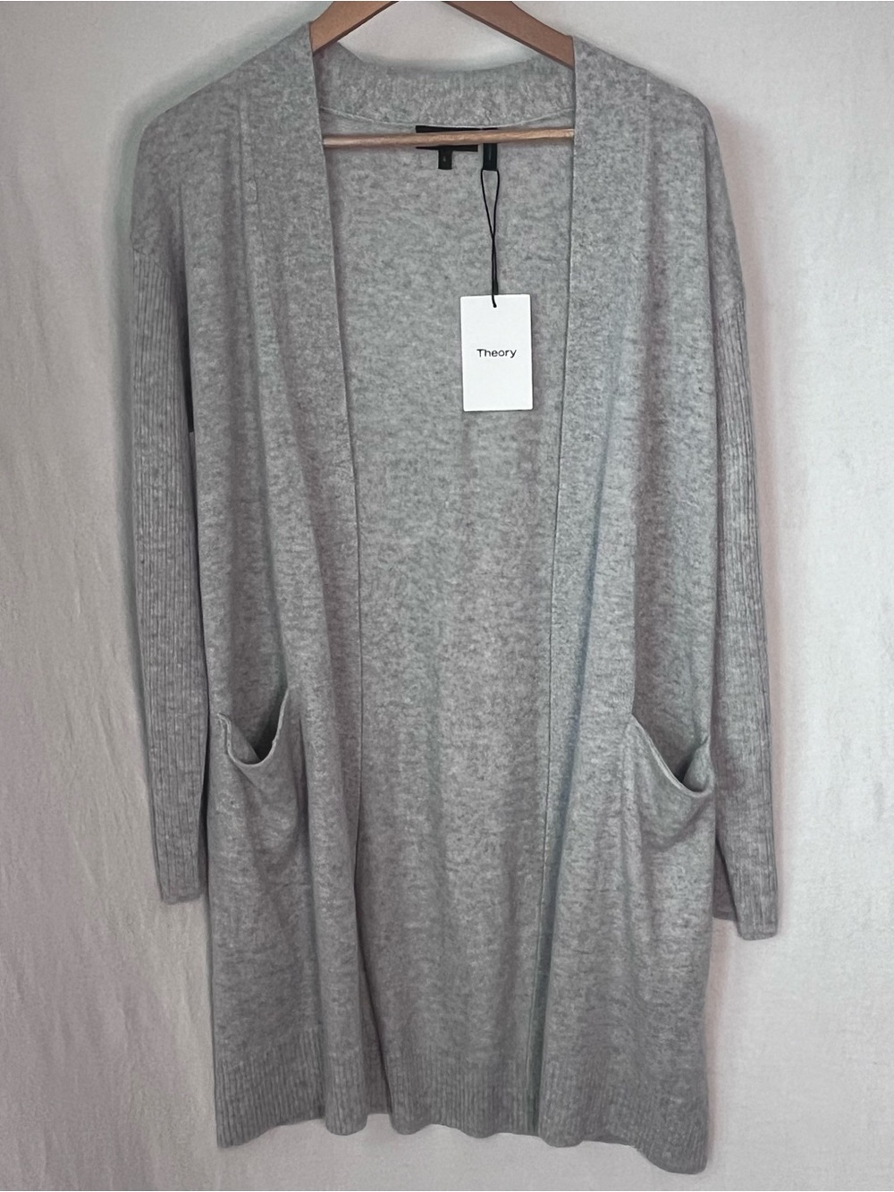 NWT Theory Misty Heather Grey 100% Soft Cashmere Rib Sleeve Cardigan Sweater L
